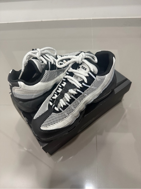 Nike Shoes - Nike Black and White Mesh Air Max Sneakers